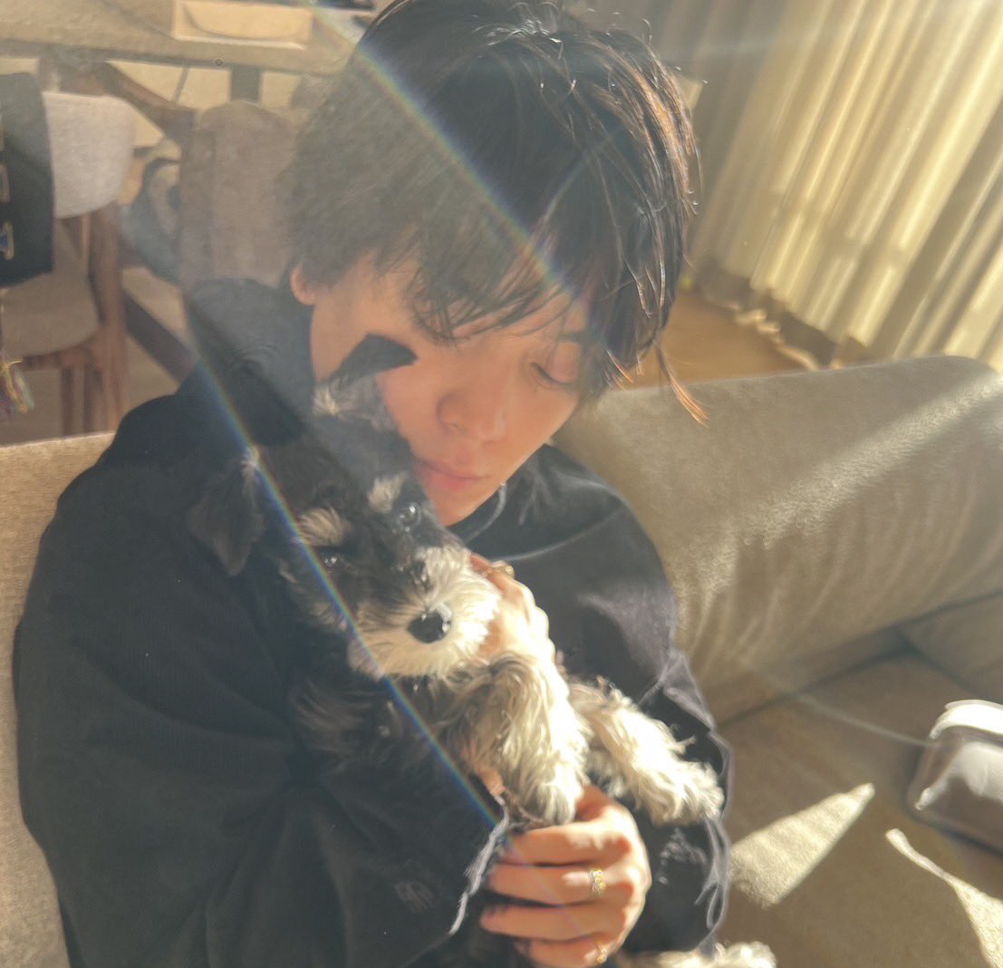 싱어송라이터 YUURI님의 한국 팬분들께서 후원해주셨습니다.